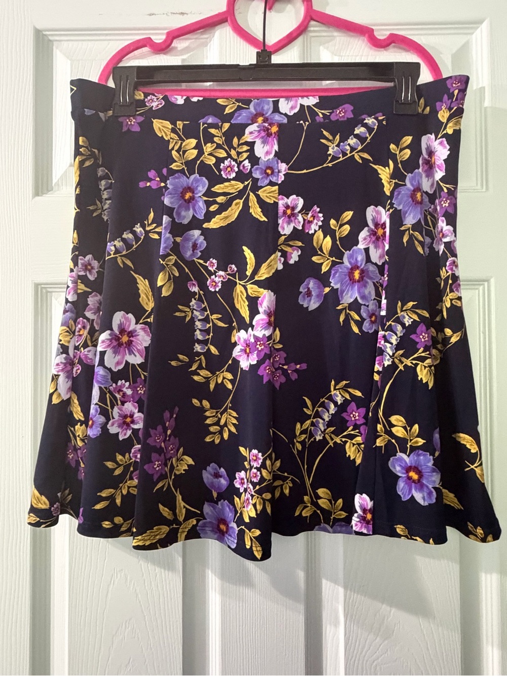 Susan Graver Black Skort with Purple and Gold Floral Print Size XL